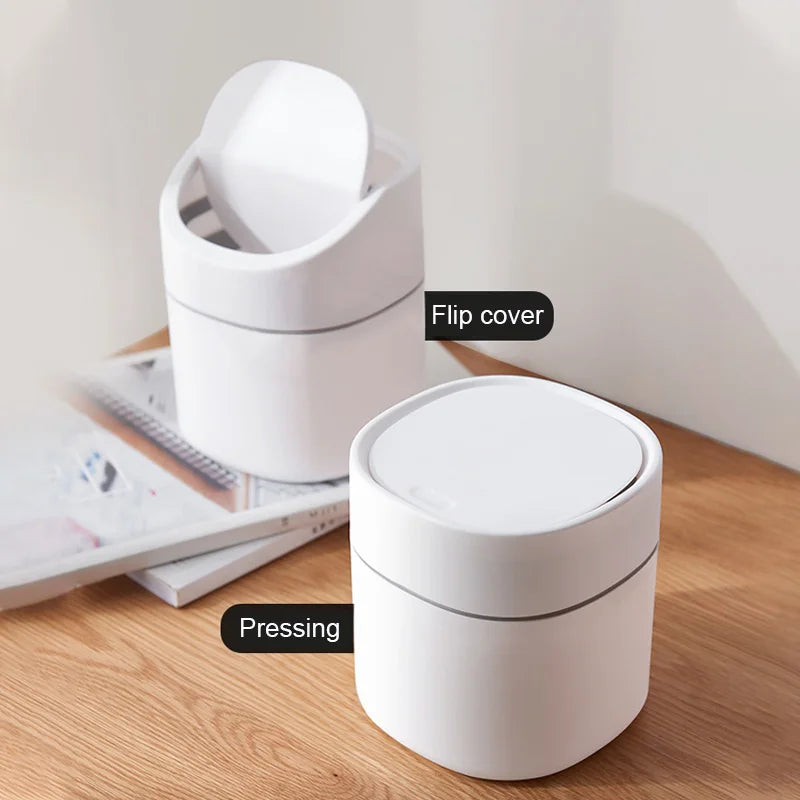 Cute Desktop Mini Waste Bin